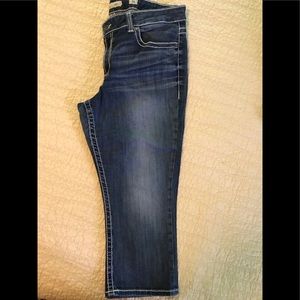 BKE Dakota cropped jean.